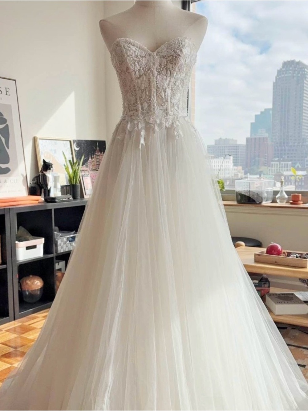 Strapless Lace Appliqué Tulle Wedding Gown - Ivory
